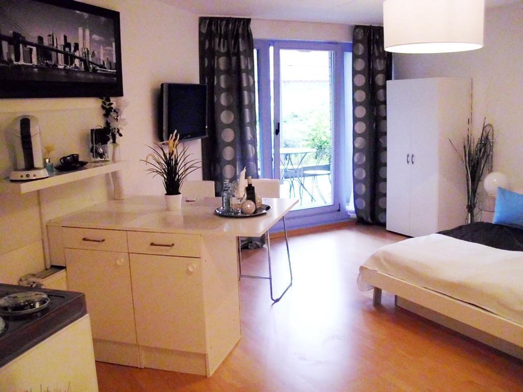 Apartment Cologne City Exterior photo
