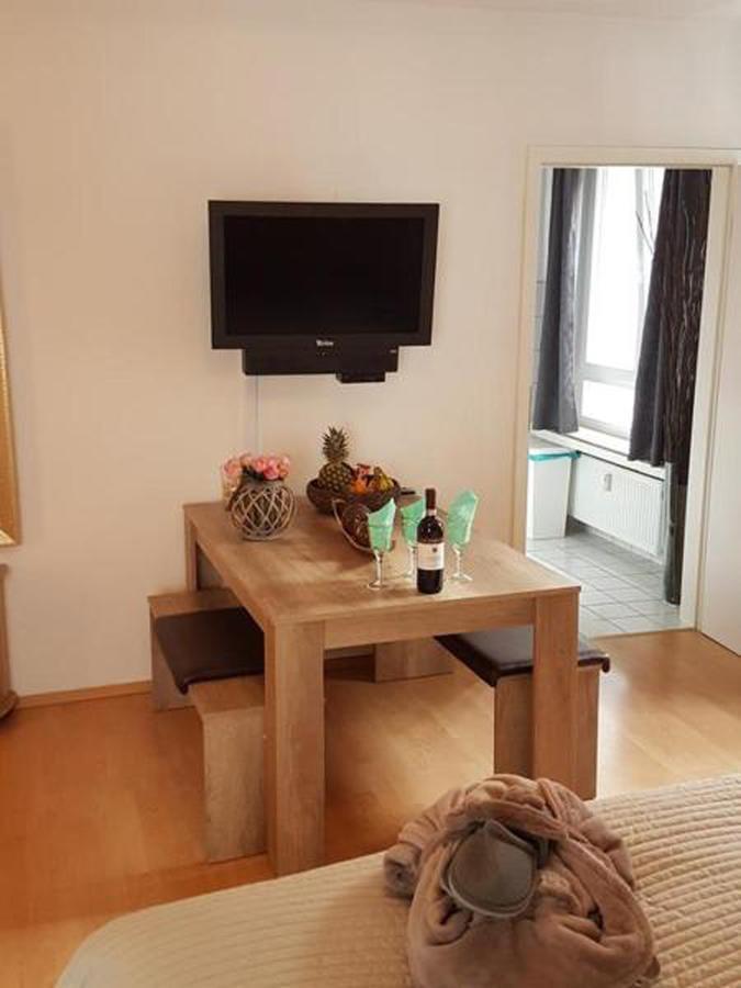 Apartment Cologne City Exterior photo